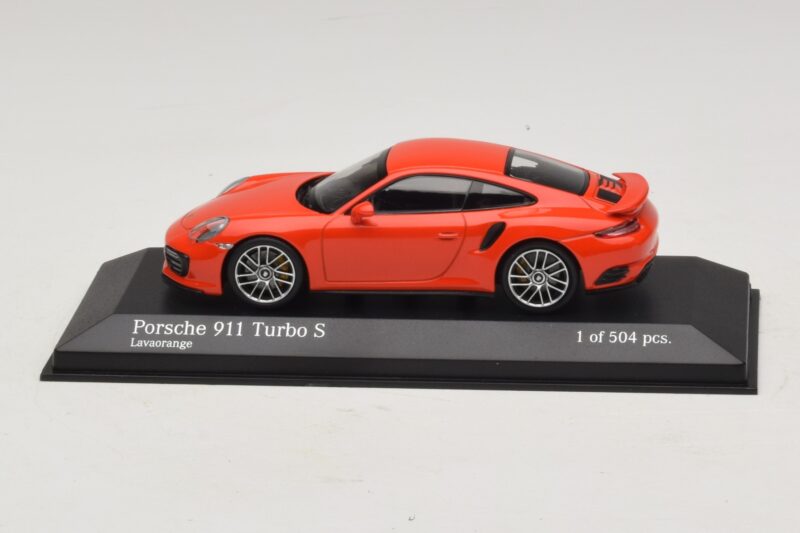 Porsche 911 991.1 Turbo S Oranžový Minichamps 1:43 410067171 Kov
