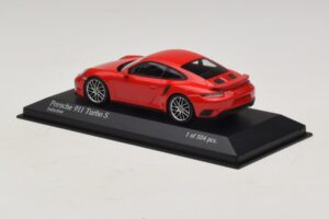 Porsche 911 991.1 Turbo S Červený Minichamps 1:43 410067170 Diecast – obrázok 3 z 5