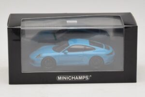 Porsche 911 991.2 Carrera 4 GTS Miami Blue Minichamps 1:43 410067322 Kov – obrázok 5 z 5
