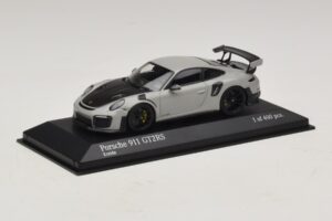 Porsche 911 991.2 GT2 RS Chalk Minichamps 1:43 410067237 Kov – obrázok 2 z 5