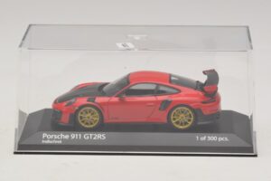 Porsche 911 991.2 GT2 RS Červený Minichamps 1:43 410067227 Kov – obrázok 4 z 5