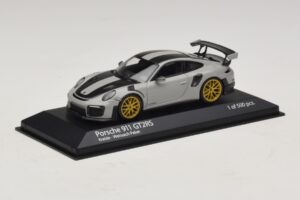 Porsche 911 991.2 GT2 RS Weissach Package Chalk Minichamps 1:43 410067220 Diecast – obrázok 2 z 5