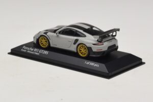 Porsche 911 991.2 GT2 RS Weissach Package Chalk Minichamps 1:43 410067220 Diecast – obrázok 3 z 5