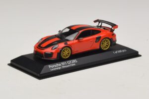 Porsche 911 991.2 GT2 RS Weissach Package Oranžový Minichamps 1:43 410067224 Kov – obrázok 2 z 5