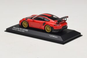 Porsche 911 991.2 GT2 RS Weissach Package Červený Minichamps 1:43 410067221 Diecast – obrázok 3 z 5