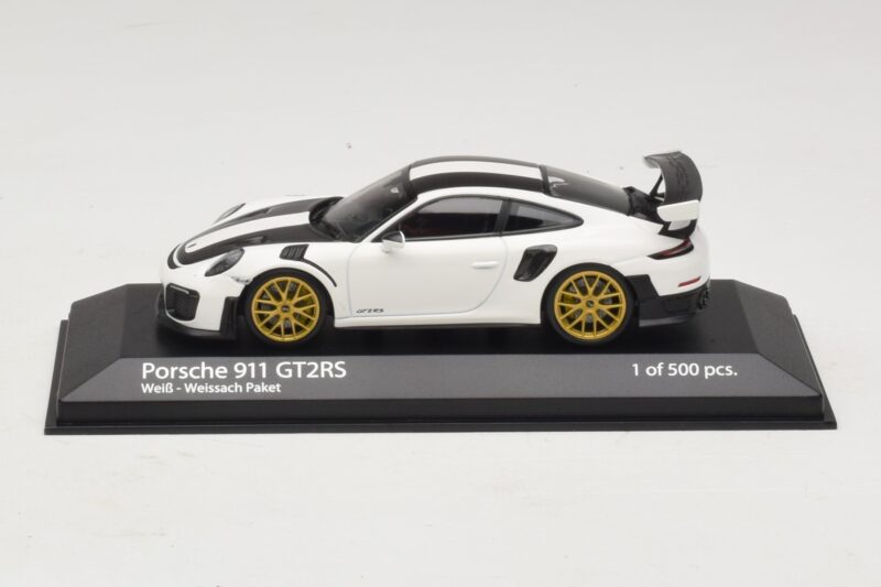Porsche 911 991.2 GT2 RS Weissach Package Biely Minichamps 1:43 410067222 Diecast