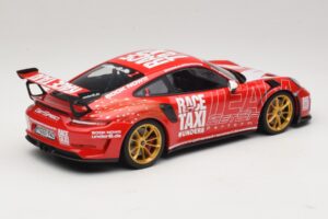 Porsche 911 991.2 GT3 RS GerSpeed Race Taxi Minichamps 1:18 155068227 Kov – obrázok 2 z 6