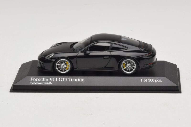 Porsche 911 991.2 GT3 Touring Čierna Metalíza Minichamps 1:43 410067424 Diecast