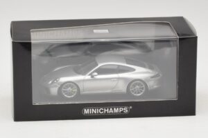 Porsche 911 991.2 GT3 Touring Strieborný Minichamps 1:43 410067422 Kov – obrázok 5 z 5