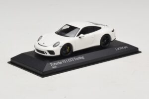 Porsche 911 991.2 GT3 Touring Biely Minichamps 1:43 410067420 Kov – obrázok 2 z 5