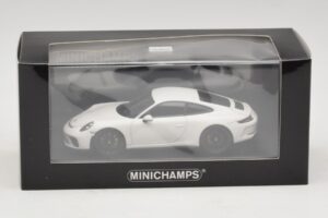 Porsche 911 991.2 GT3 Touring Biely Minichamps 1:43 410067420 Kov – obrázok 5 z 5