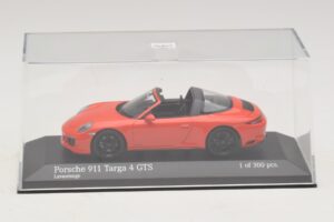 Porsche 911 991 Targa 4 GTS Oranžový Minichamps 1:43 410067341 Kov – obrázok 4 z 5