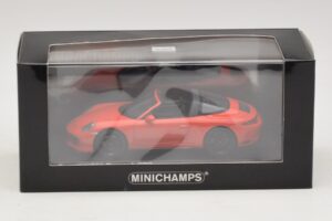 Porsche 911 991 Targa 4 GTS Oranžový Minichamps 1:43 410067341 Kov – obrázok 5 z 5