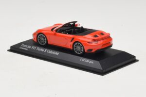 Porsche 911 991 Turbo S Kabriolet Oranžový Minichamps 1:43 410067181 Kov – obrázok 3 z 5