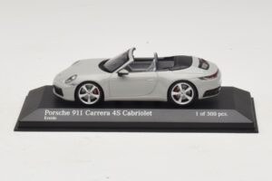 Porsche 911 992 Carrera 4S Kabriolet Šedý Minichamps 1:43 410069331 Kov