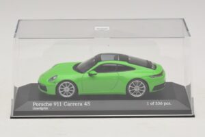 Porsche 911 992 Carrera 4S Zelený Minichamps 1:43 410069322 Kov – obrázok 4 z 5