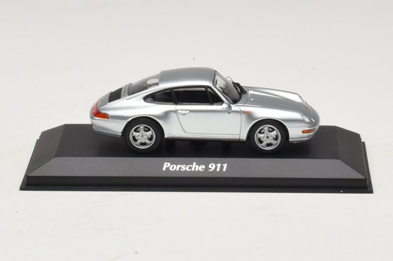 Porsche 911 993 Strieborný Maxichamps 1:43 940063001 Kov