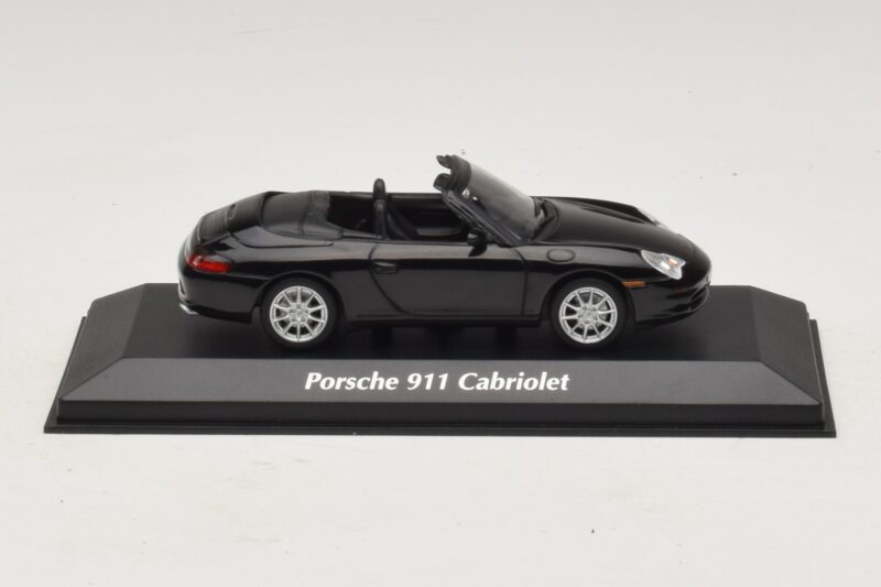 Porsche 911 996 Kabriolet Čierna Metalíza Maxichamps 1:43 940061030 Kov