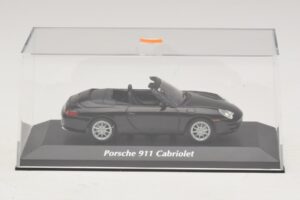 Porsche 911 996 Kabriolet Čierna Metalíza Maxichamps 1:43 940061030 Kov – obrázok 4 z 5