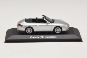 Porsche 911 996 Kabriolet Strieborný Maxichamps 1:43 940061031 Kov
