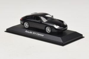 Porsche 911 996 Carrera Čierny Maxichamps 1:43 940061020 Kov – obrázok 3 z 5