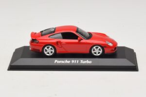 Porsche 911 996 Turbo Červený Maxichamps 1:43 940069300 Kov