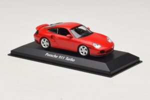 Porsche 911 996 Turbo Červený Maxichamps 1:43 940069300 Kov – obrázok 3 z 5