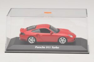 Porsche 911 996 Turbo Červený Maxichamps 1:43 940069300 Kov – obrázok 4 z 5