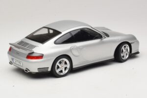 Porsche 911 996 Turbo Strieborný KK-Scale 1:18 KKDC181471 Kov – obrázok 2 z 6