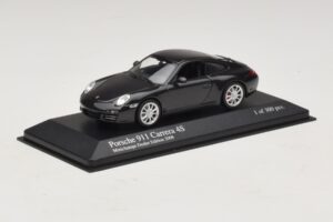 Porsche 911 997 Carrera 4S Šedá Metalíza Minichamps 1:43 403066430 Kov – obrázok 2 z 5