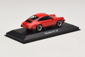 Porsche 911 SC Červený Maxichamps 1:43 940062021 Kov – obrázok 2 z 5