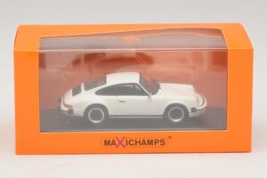 Porsche 911 SC Biely Maxichamps 1:43 940062020 Kov – obrázok 5 z 5