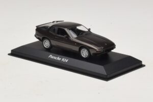 Porsche 924 Hnedá Metalíza Maxichamps 1:43 940062121 Kov – obrázok 3 z 5