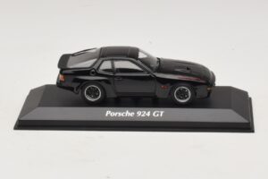 Porsche 924 GT Čierny Maxichamps 1:43 940066124 Kov