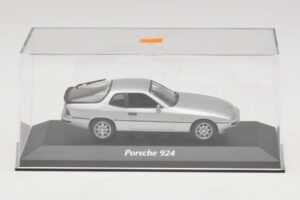 Porsche 924 Strieborný Maxichamps 1:43 940062120 Diecast – obrázok 4 z 5