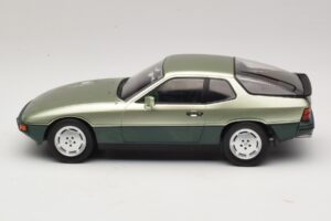 Porsche 924 Turbo Svetlo Zelená & Tmavo Zelená MCG 1:18 MCG18660 Kov – obrázok 3 z 6