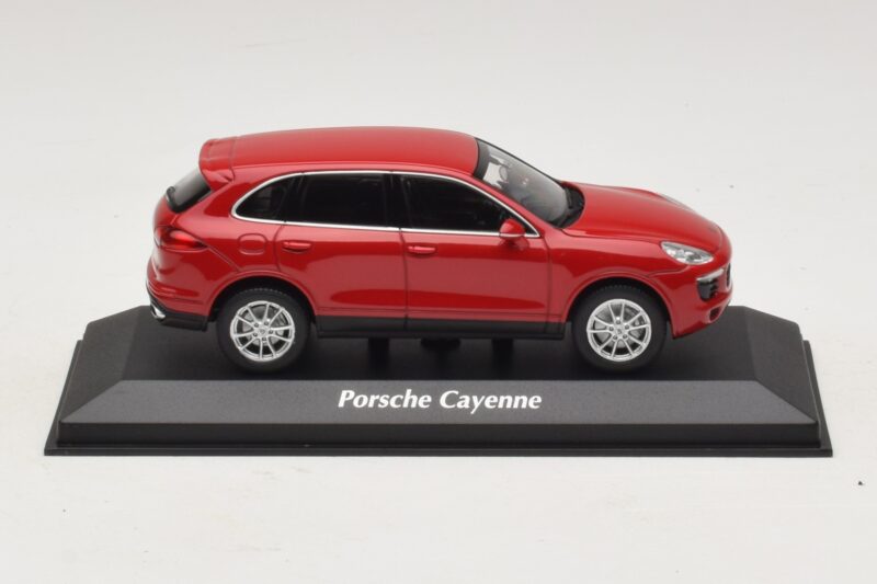 Porsche Cayenne 958 Červený Maxichamps 1:43 940063200 Kov