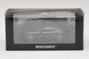 Porsche Cayman GT4 981 Black Metallic Minichamps 1:43 410066121 Diecast – obrázok 5 z 5