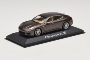 Porsche Panamera 970 S Hnedá Metalíza Minichamps 1:43 WAP0203400E Kov – obrázok 2 z 5