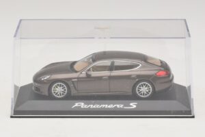 Porsche Panamera 970 S Hnedá Metalíza Minichamps 1:43 WAP0203400E Kov – obrázok 4 z 5
