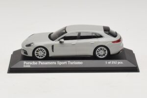 Porsche Panamera 971 Sport Turismo 4E-Hybrid Šedý Minichamps 1:43 410066114 Kov