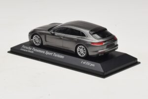 Porsche Panamera 971 Sport Turismo 4S Šedý Minichamps 1:43 410066111 Kov – obrázok 3 z 5
