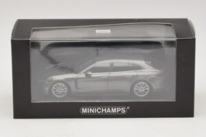 Porsche Panamera 971 Sport Turismo 4S Šedý Minichamps 1:43 410066111 Kov – obrázok 5 z 5