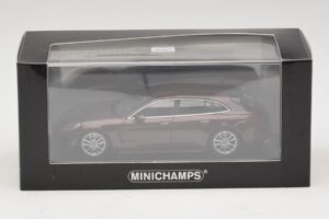 Porsche Panamera 971 Sport Turismo 4S Červený Minichamps 1:43 410066110 Kov – obrázok 5 z 5
