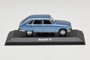 Renault 16 Svetlomodrá Metalíza Maxichamps 1:43 940113100 Kov