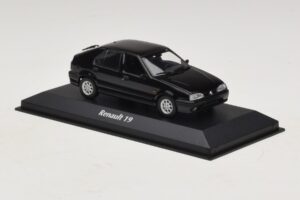 Renault 19 Čierny Maxichamps 1:43 940113701 Diecast – obrázok 3 z 5