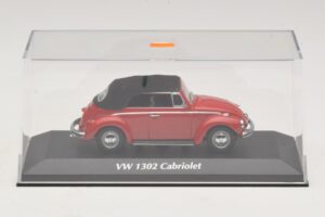 Volkswagen 1302 Kabriolet Červený Maxichamps 1:43 940055031 Kov – obrázok 4 z 5