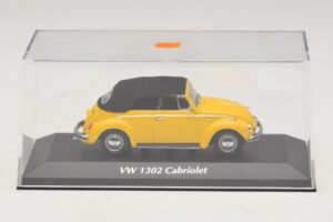 Volkswagen 1302 Kabriolet Žltý Maxichamps 1:43 940055030 Kov – obrázok 4 z 5