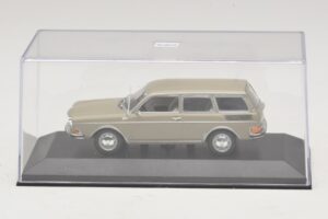 Volkswagen 411 LE Variant Savanna Beige Minichamps 1:43 400051114 Kov – obrázok 4 z 5