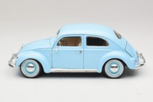 Volkswagen Chrobák Modrý Bburago 1:18 3381 Kov – obrázok 4 z 8